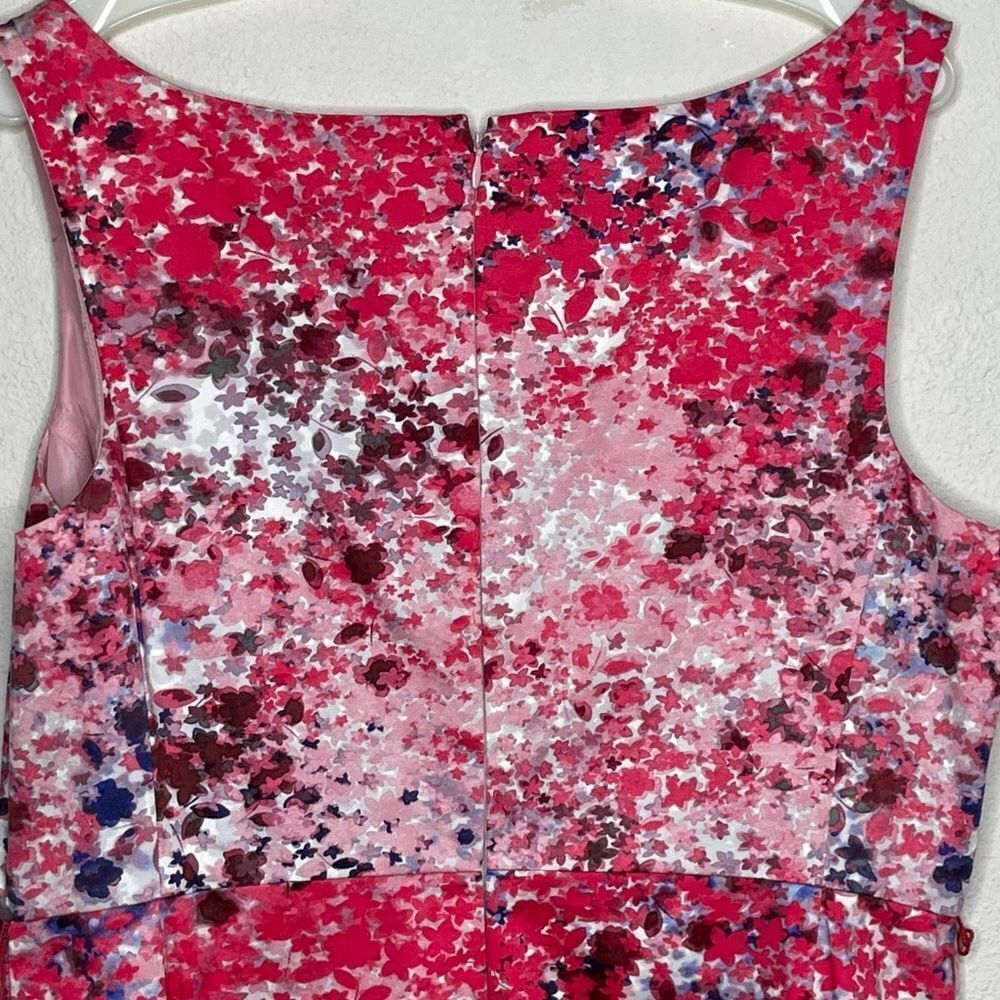 Covington Dress‎ - Picture 5 of 8